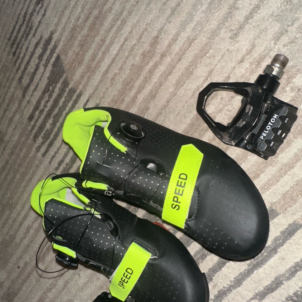 Peloton Speed Black and Neon Cycling Shoes with Pedal Size 38